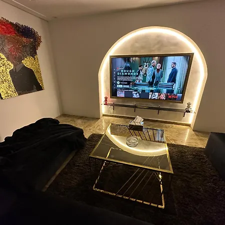 Modern 1-Bedroom Apartment In Heart Of Zamalek Visits Allowed By Apolo-2